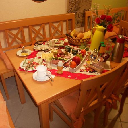 Familienpension Ерфурт Екстериор снимка